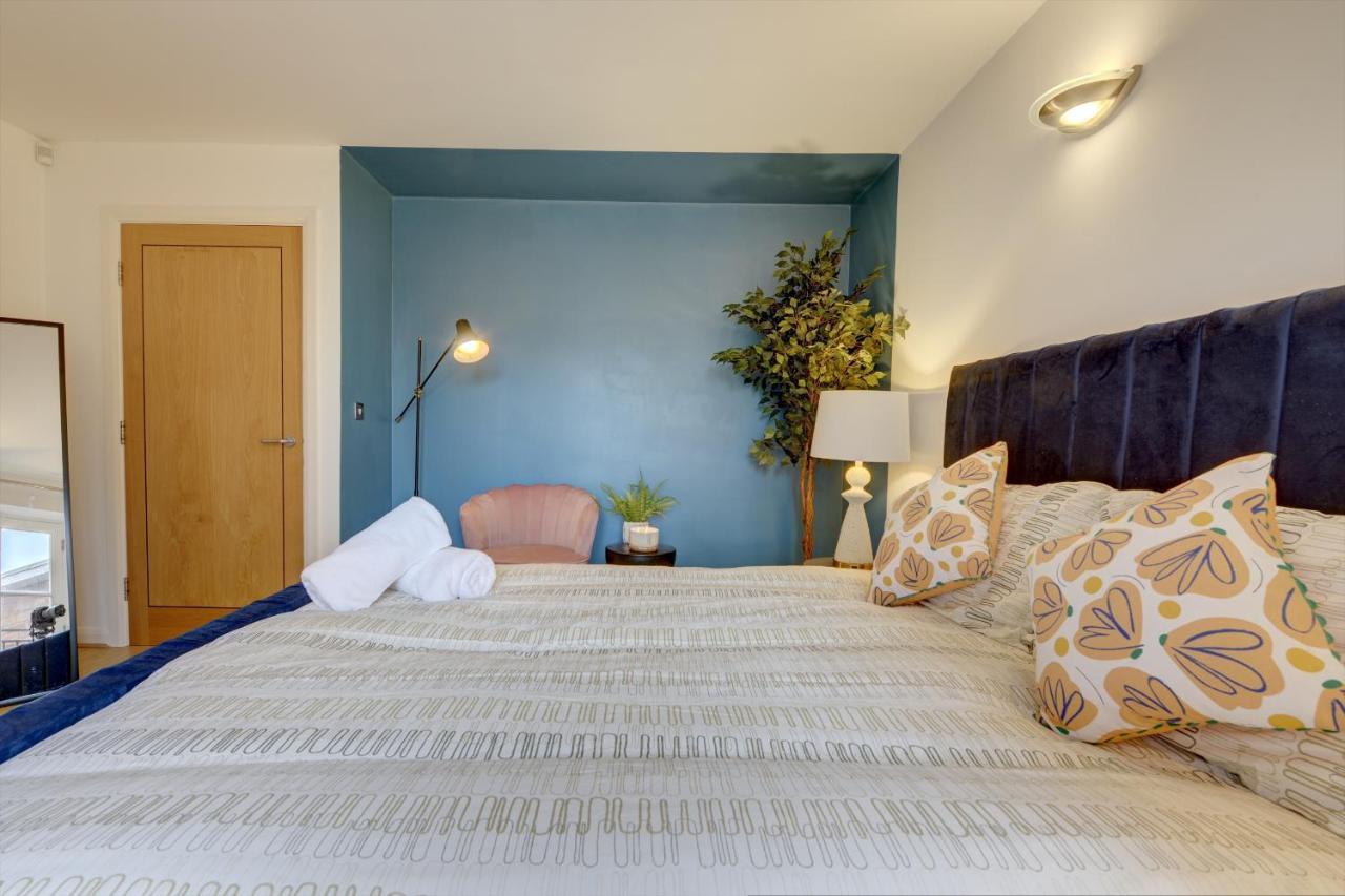 City Centre, 2 Bedroom, Secured Parking, 3 King Bed, Wifi Sleep 6 Guest Comfortable On Three King Size Beds, Jewellery Quarter , Birmingham City Centre , Allocated Secured Parking Esterno foto