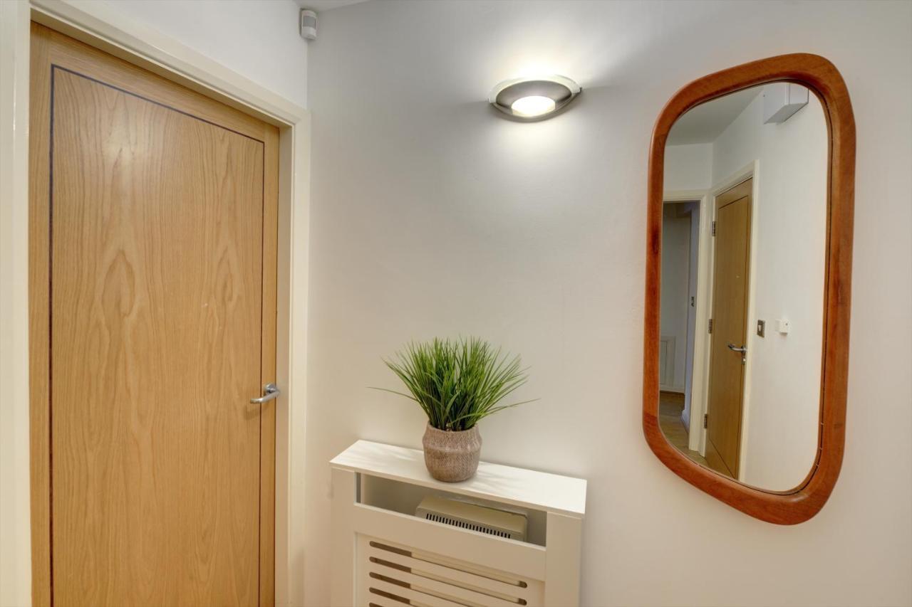 City Centre, 2 Bedroom, Secured Parking, 3 King Bed, Wifi Sleep 6 Guest Comfortable On Three King Size Beds, Jewellery Quarter , Birmingham City Centre , Allocated Secured Parking Esterno foto