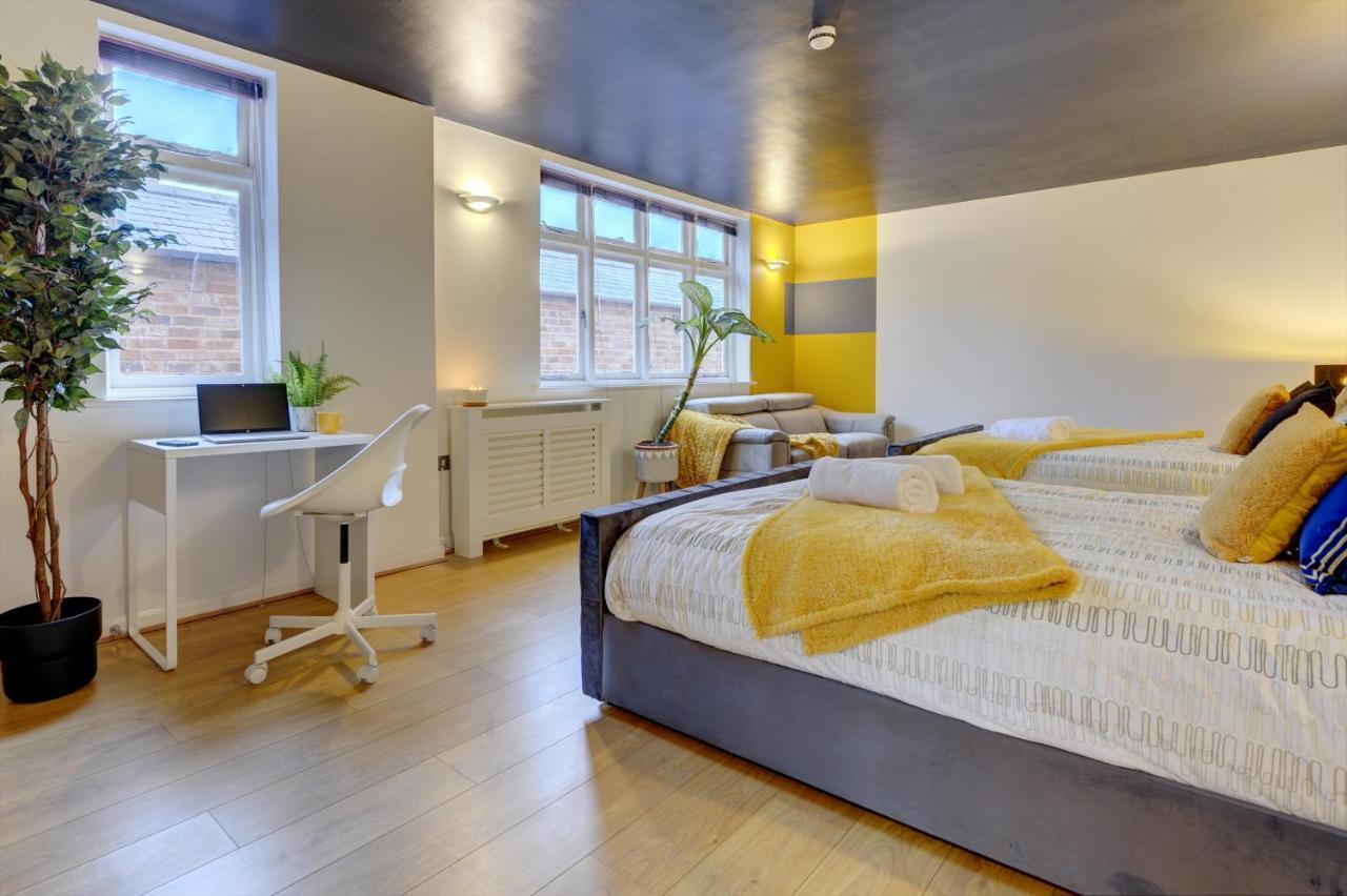 City Centre, 2 Bedroom, Secured Parking, 3 King Bed, Wifi Sleep 6 Guest Comfortable On Three King Size Beds, Jewellery Quarter , Birmingham City Centre , Allocated Secured Parking Esterno foto